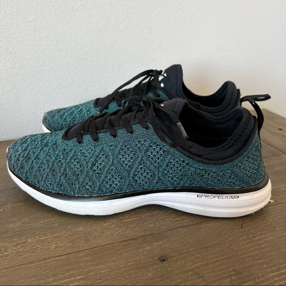 Apl Techloom Phantom Metallic Running Athletic Sh… - image 3